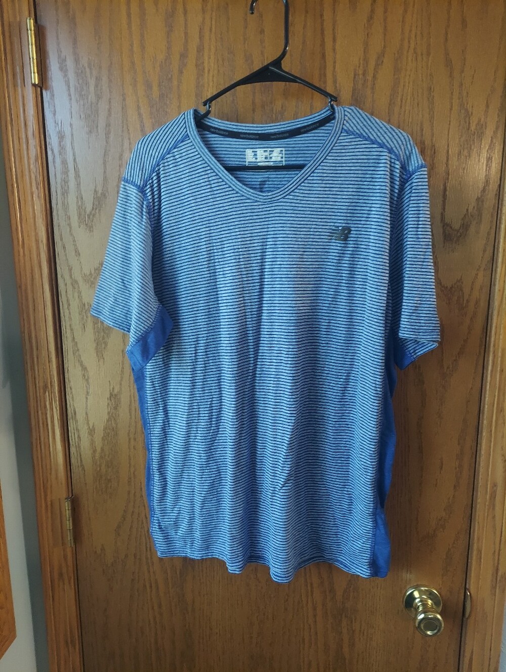 New Balance Mens XL Blue Striped NB Dry V-Neck Athletic Shirt